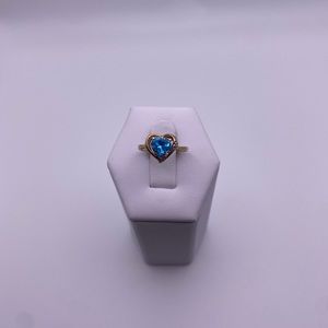 10k yellow gold blue topaz and diamonds heart ring